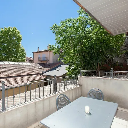 Apartment Frere
